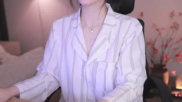 SpiderIily's cam snapshot