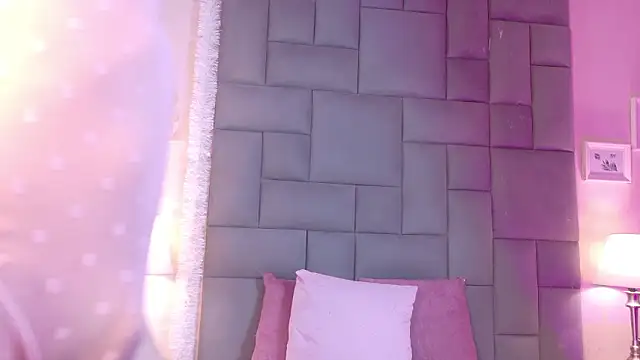 Noah_Bells live sex cam