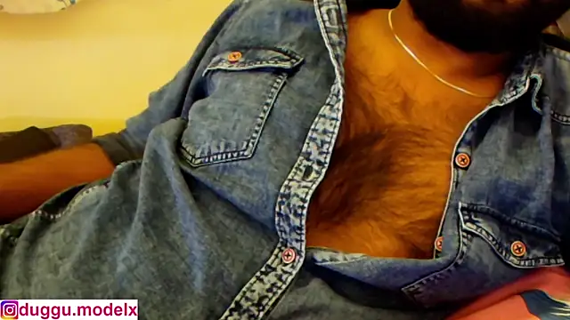 Jenni11Live live sex cam