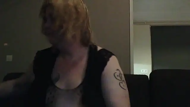 Sylviastar46 live sex cam