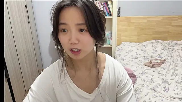 Hmm_0303's cam snapshot