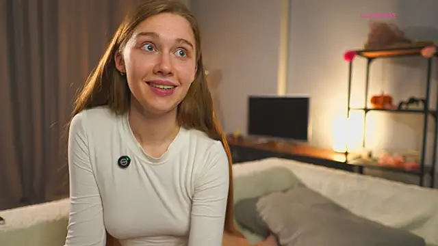 SharaNewbern's cam snapshot