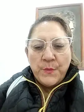 JULIETA_21-'s cam snapshot