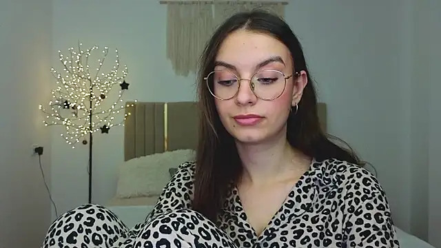 Real_cutie1's cam snapshot