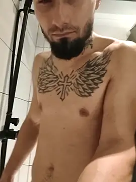 Negrila25 live sex cam