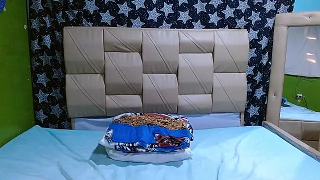 Stefanny_Taylor_'s cam snapshot