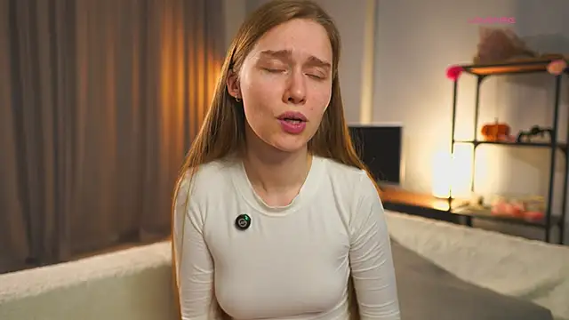 SharaNewbern's cam snapshot