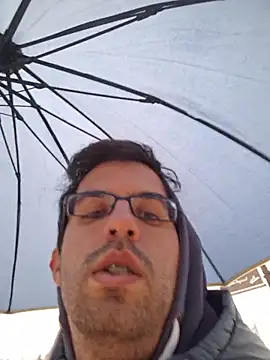 RikCum4u's cam snapshot