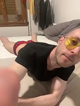 SexyTigris32's cam snapshot