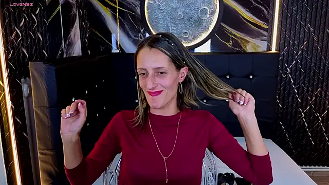 Karolyn_rousse's cam snapshot