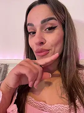 -Alisa's cam snapshot