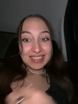 ICrazyOneIRL's cam snapshot