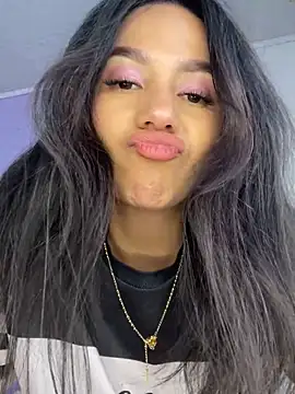 Marianahb-e's cam snapshot