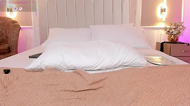 madison_fox1's cam snapshot