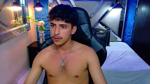 Alan_Del_Reyx live sex cam