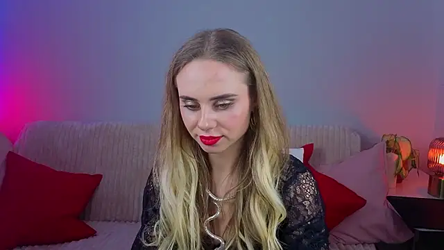 __ESTELLE__'s cam snapshot