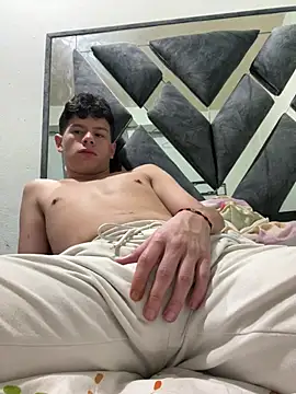 Andy12912's cam snapshot