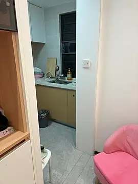 Selenaaaaa- live sex cam