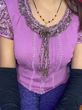 CUTI-NAINA live sex cam