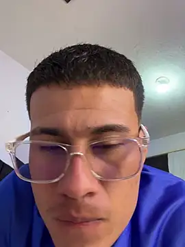 Latin_Paisa_Boy live sex cam