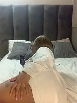 SexyLaylahx's cam snapshot