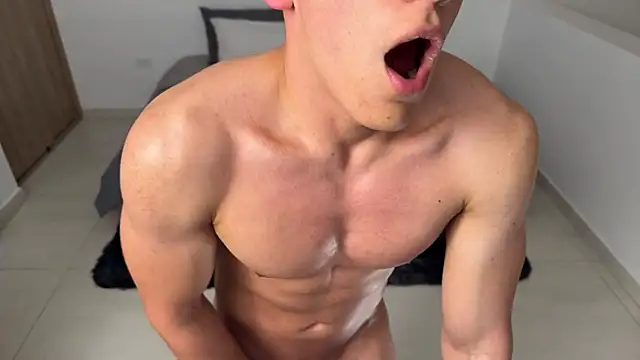 Maxx_Lancaster's cam snapshot