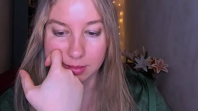 NancySanders's cam snapshot