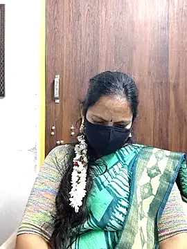 Queen-Neha's cam snapshot