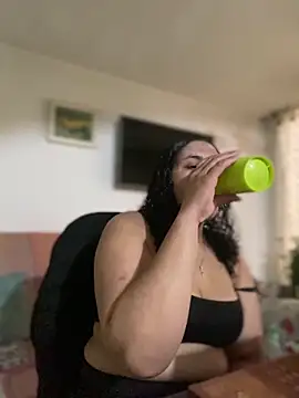 Carola-Ross live sex cam