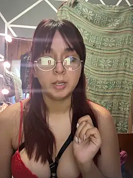 Lolitta24 live sex cam