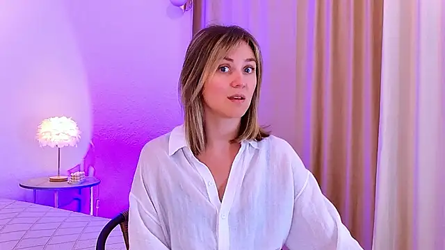 EmeraldGlow's cam snapshot