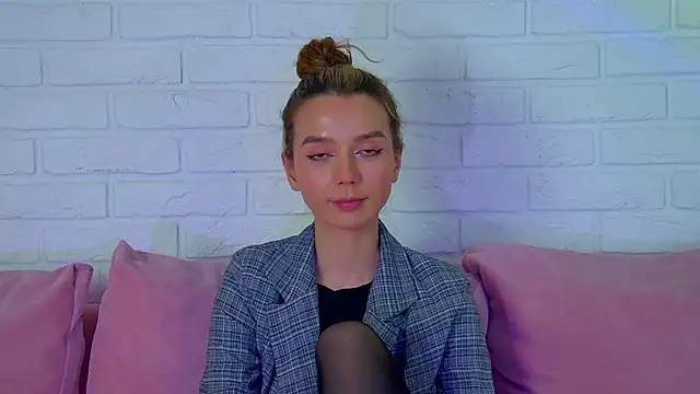 VanessaVienne live sex cam