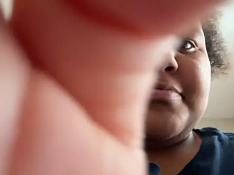 chocolate_bella's cam snapshot