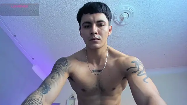 Leo_santoro live sex cam