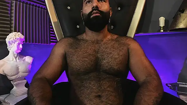 BeardAndrew live sex cam
