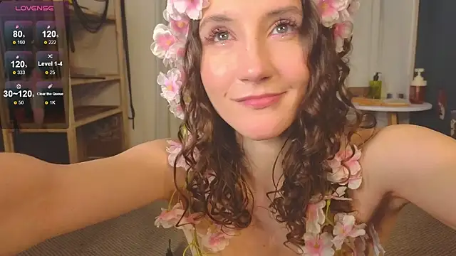 laracroftmansion's cam snapshot