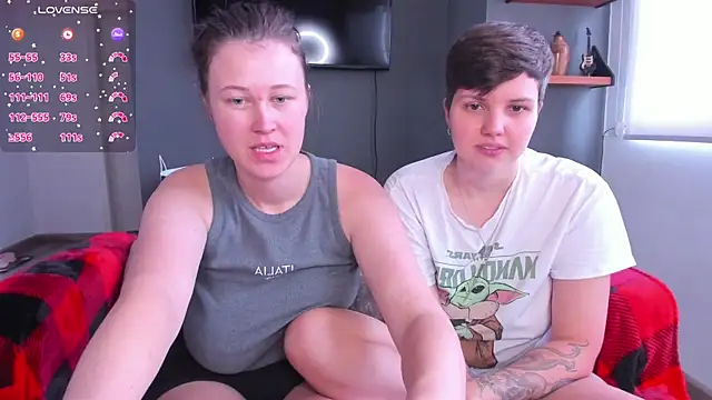 Tenderly_Couple's cam snapshot