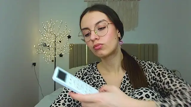 Real_cutie1's cam snapshot