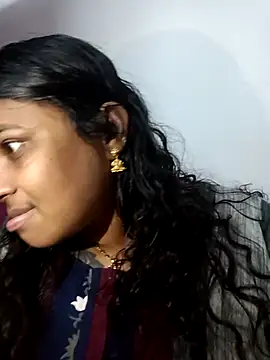 Riya-mallus live sex cam