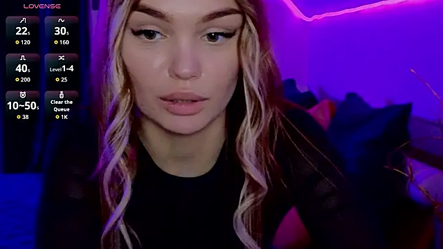 KitsyMoore's cam snapshot