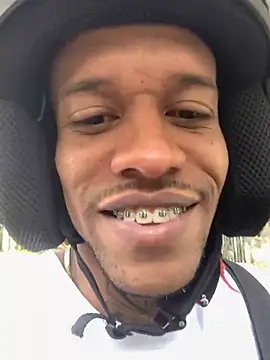 Salomon_koude live sex cam