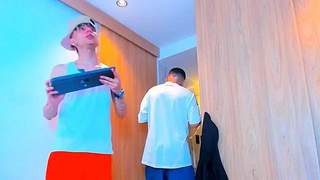 TheBatMansion live sex cam