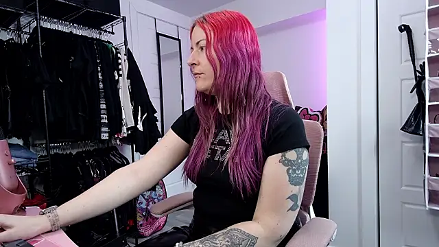 gennyrock live sex cam