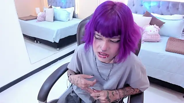 Bela_Craxkerr live sex cam