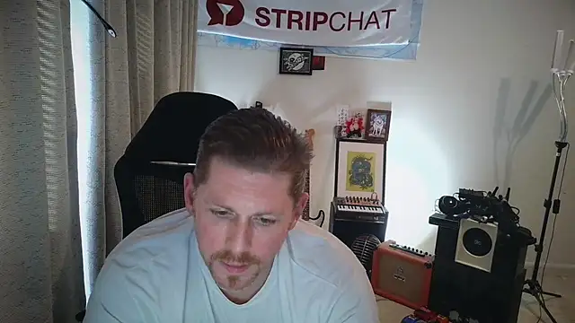 God_Of_ThundeRR live sex cam