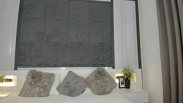 SaraGomez1 live sex cam