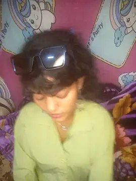 Freakingromance's cam snapshot