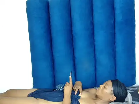 ForeverSexy_'s cam snapshot