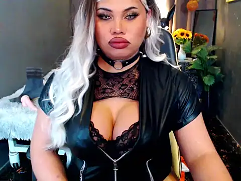 KitSmithCumerr live sex cam