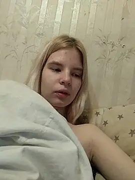 EsterSteele's cam snapshot